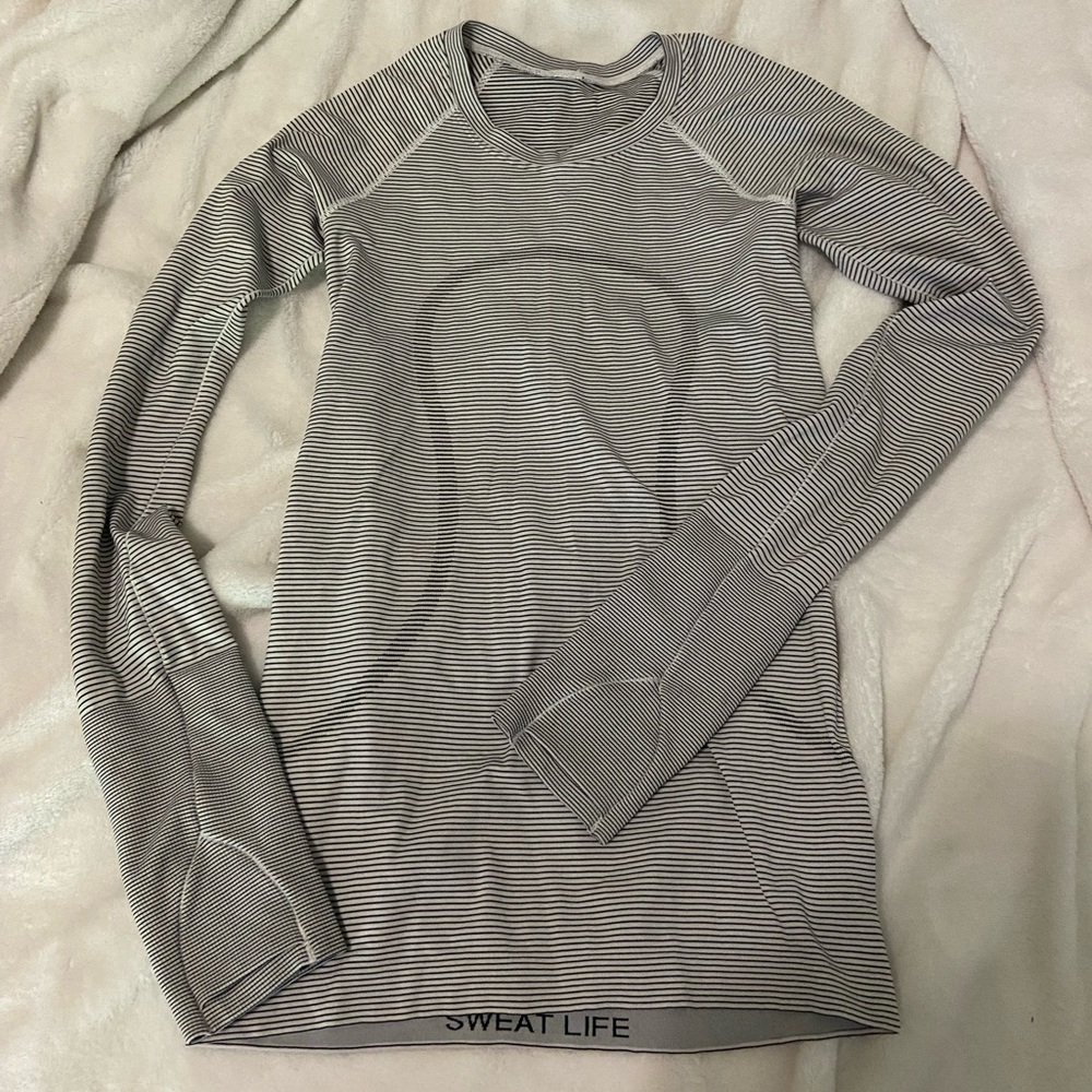 Lululemon Swiftly Tech Long Sleeve